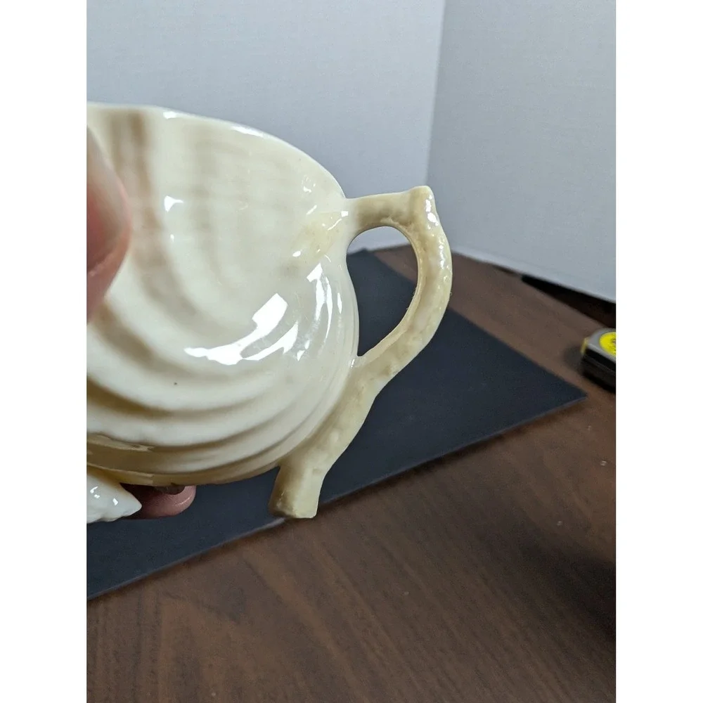 Vintage Belleek Ireland Neptune Shell Teacup 7th Mark with Shell Feet